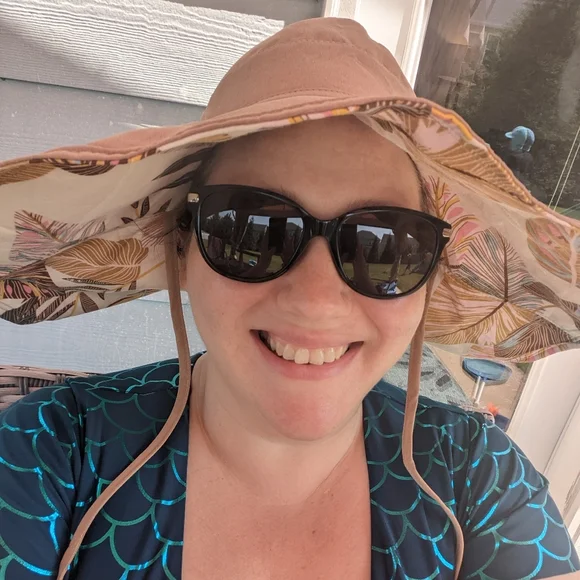 Hello! 🌷🌵🏵️ - Picture 1 of 3